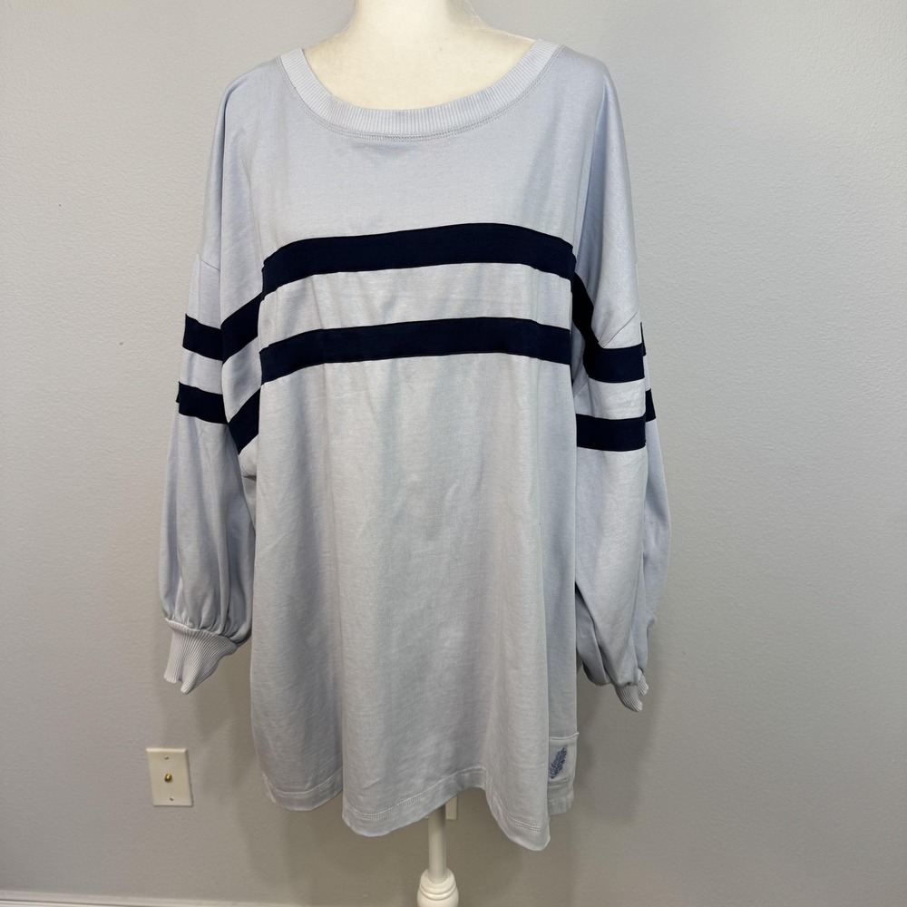 Free‎ People Post Up Layer Top Women's Med Light Blue Stripes Oversized Relaxed